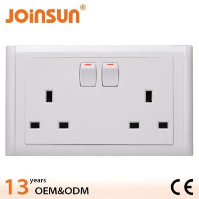 China Qming commercial qming UK double socket with UK energy saving switch power strip (hardware product) for sale