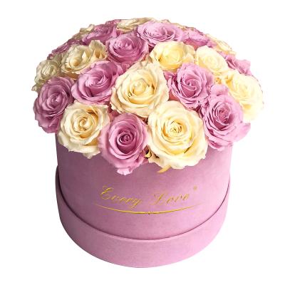 China 2021 Handmade Valentine's Gift Sets Wholesale Nordic Eternal Institute Of Statistics Venus Style Preserved Roses In Box for sale