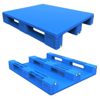 China 1T Dynamic Load HDPE Material Plastic Pallet in Standard Size with 4 Way Forklift Entry for sale