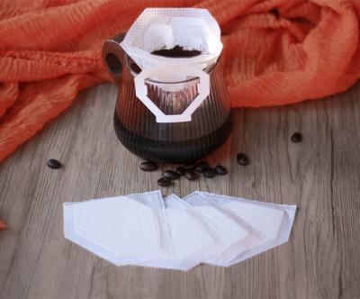 China Disposable Coffee Shape Food Brick Ear Drip Bag Drip Cup Hanging Coffee Filter Bags à venda