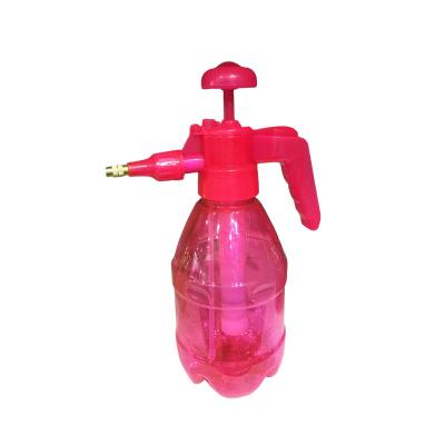 China 1.5L Manual Hand Operation Watering Pump Plastic High Pressure Sprayer zu verkaufen