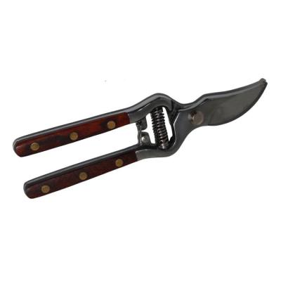 China Wholesale Anti-Slip Handle Straight Pruner Pruning Cutter Shears With Wood Handle for sale