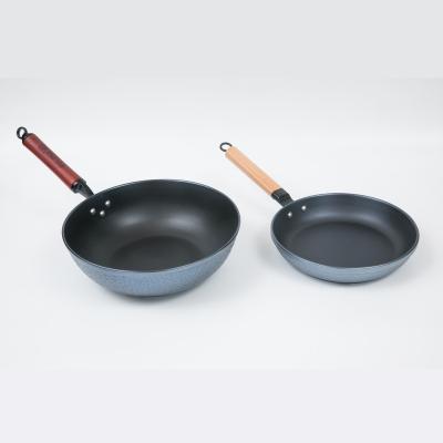 China Wholesale viable ceramic die casting cookware with nonstick uncoating sauté pan for sale