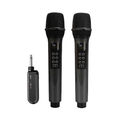 China Yarmee Handheld Microphone Works All 2 Channel UHF Wireless Microphone System YU55 for sale