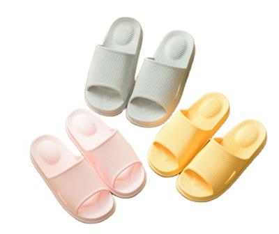 China New summer Anti-slippery single slippers for men and women indoor and outdoor ventilation thick soled slippers for sale