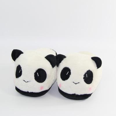 China Winter Cartoon Panda Couples Lightweight Cute Slippers Cotton Thick Bottom Non-slip Lady Slippers for sale