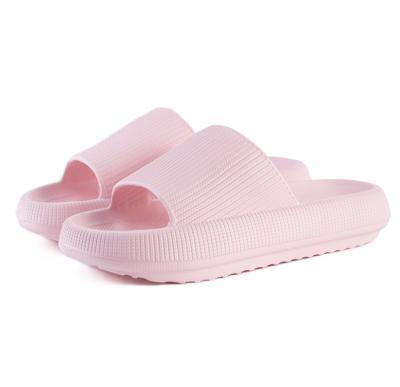 China New Summer Home Breathable Single Slippers for Men and Women Bathroom Non-slip Thick Soles EVA Couples Wear-Resistant Slippers for sale