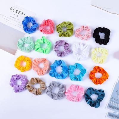 China Custom 60 Velvet Hair Scrunchies Women Girls Large Colors Velvet Hair Tie Hair Scrunchies Women Ponytail Elastic Hair Band Wholesale for sale