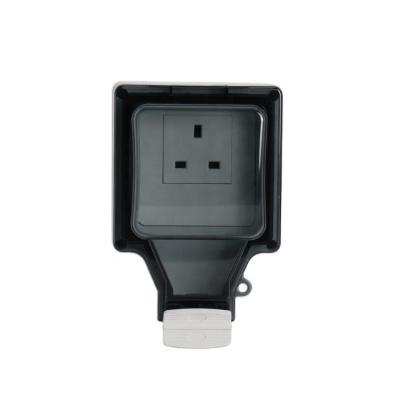 China Outdoor waterproof socket box ip66 residential / multipurpose waterproof socket for sale