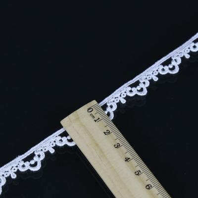 China Water Soluble Embroidered Flower Lace Up Fabric Roll Lace White Polyester Water Soluble Sewing Lace for sale