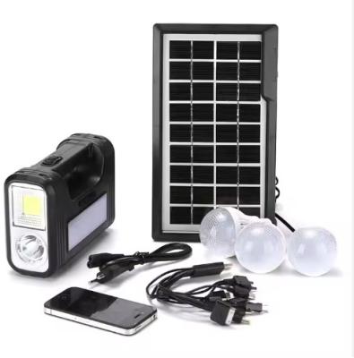 Chine Vente à chaud batterie générateur solaire système d'éclairage Kit de camping en plein air Pêche coupure d'alimentation électrique maison alimentation d'urgence à vendre