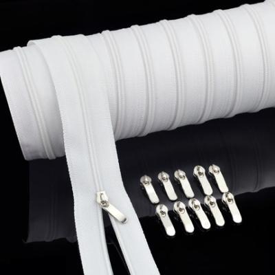 China China Viable Zipper Factory Wholesale High Quality 3# 5# 8# 10# Nylon Zipper Slider for sale