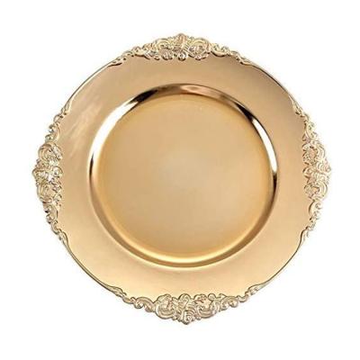 China Antique Wedding Sustainable Dinnerware Decoration Gold Vintage Embossed Rim Round Plastic Gold Charger Dishes for sale