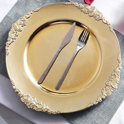 China Sustainable Classic Modern Luxury Edge Circle Gold Charger Panel Tableware Set For Wedding Dish for sale