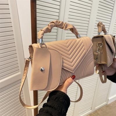 China 2023 new style fashion bag factory wholesale small handbag shoulder bag Western Korean simple fashion portable chain for sale