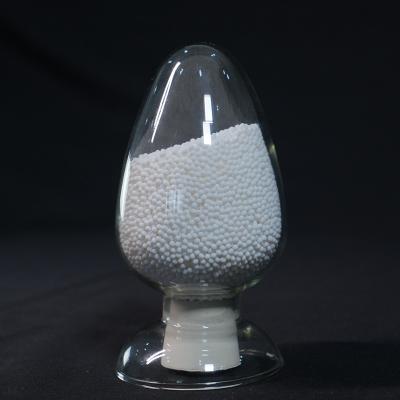 China Tasa de conversión selectiva Densidad a granel del portador de alumina 0,3-0,4 G/cm3 Con superficie de 150-170 M2/g en venta