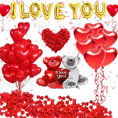 China Red Heart Balloon Valentine's Day Party Decoration Teddy Hug Bear Balloon Decoration Set I Love You for sale