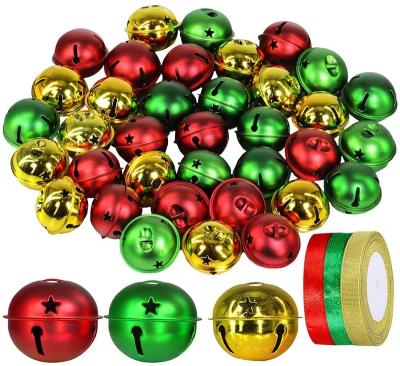 China Europe Jingle Bells Aluminum Loose Beads DIY Christmas Tree Decoration Opens Props For Festival Party 10mm Flower for sale