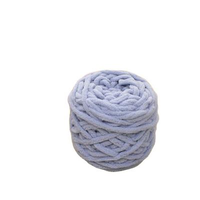 China Soft Bulky High Tenacity Polyester Chenille Jumbo Yarn Bulky For Knitting Bulky Yarn Blankets for sale