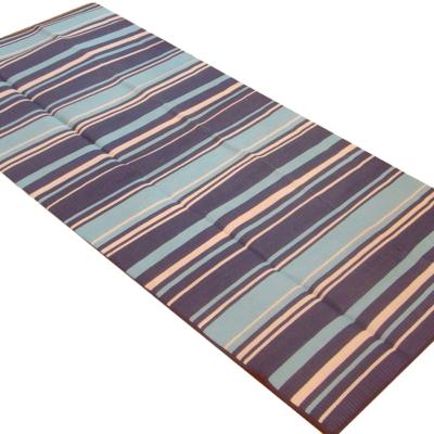 China Colorful Eco-friendly Sand Proof Polyester Cheap Folding Beach Mat for sale