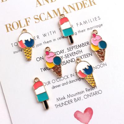 China CLASSIC diy small pendant necklace bracelet diy gold alloy enamel jewelry accessories ice cream pendant ice cream for sale