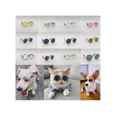 China Fashion Sunglasses Trendy Shape Round Flat Surface Pet Sunglasses for sale