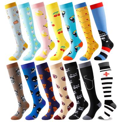 China Women Antibacterial Knee High Stockings 20-30 mmHg Long Medical Nurse Retraining Compression Socks New Models zu verkaufen