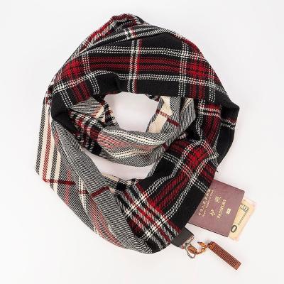 中国 Fashion High Quality Cotton Knitted Scarf With Pockets Women Fashion Scarves Winter Scarf Shawls 販売のため