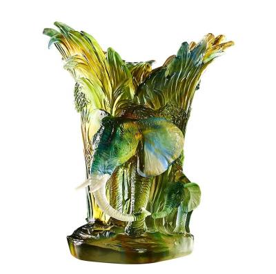 China Customizable Religious Plant Elephant Rainforest Crystal Glass Flower Vase For Home Decoration for sale