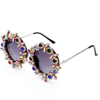 China Diamond Round Sunglasses fashion 2020 new women's Crystal Sunflower Polarized Sunglasses For fashion design for sale