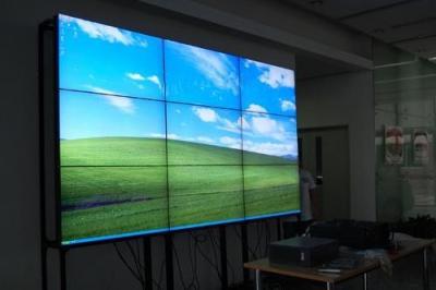 China Wall-mount LCD video wall SECAM Systems 60000hours Life span for sale