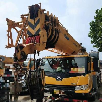 China 50T vijfarm kraan Jib Truck gemonteerd Hydraulisch Lifting mobiele vrachtwagen kraan voor het heffen Te koop