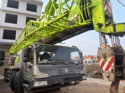 Cina Griglia a cinque bracci Jib 2018 Zoomlion Ztc80V5 80t Euro 5 Emission Standard Mobile Truck Crane in vendita