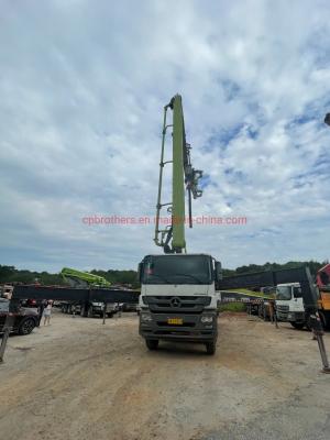 China Zoomlion 56m Benz Truck Betonapparatuur Beton Boom Beton Pump Machine Tweedehands Truck Gemonteerde Betonpomp Te koop