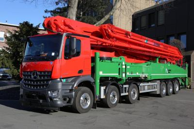 Chine Camion de pompage de béton d'occasion 65m Équipement lourd Mercedes Benz Structure de type cylindre à vendre