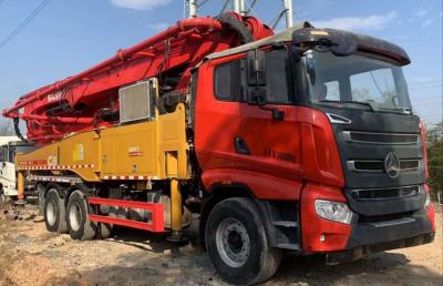 China Reparatie en uitrusting van betonpomptrucks 49m Pomp 3 secties en meer betonpomptrucks gemonteerd Te koop