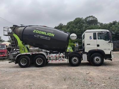 Cina Risparmio energetico 12 Cbm Cement Mixer Truck Alta resistenza per le esigenze di costruzione in vendita