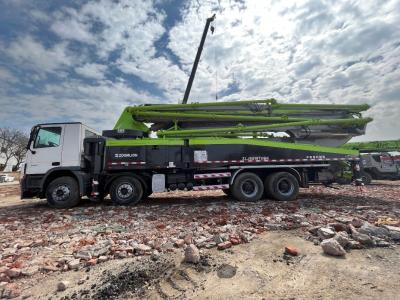 China Vertical Reach of 52m Zoomlion Concrete Pump Truck for Total Weight 40900kgs for sale