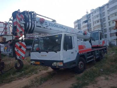 China Zoomlion small mobile crane 25 tons, promotional sale en venta