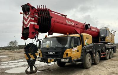 China 2020 Mobile Truck Crane For Sale 110 Tons Direct Source Max Working Height 73 Meters à venda