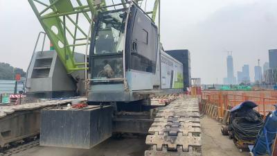 China Gebruikte ZCC850H 85 ton roosterboomkraan met veilige werking en energiezuinigheid Te koop