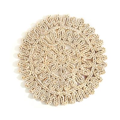 China Sustainable Dining Modern Luxury Eco Friendly Corn Husk Circular Anti-scald Ambient Place Mat for sale