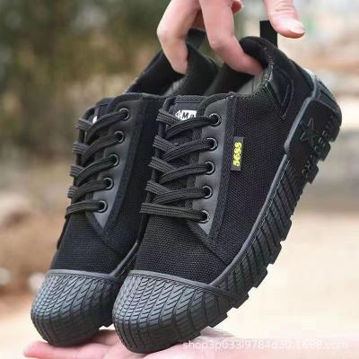 China New Sweat-absorbent Canvas Men's Casual Breathable Running Shoes Sports Shoes Sneakers Flattle Flattle for sale