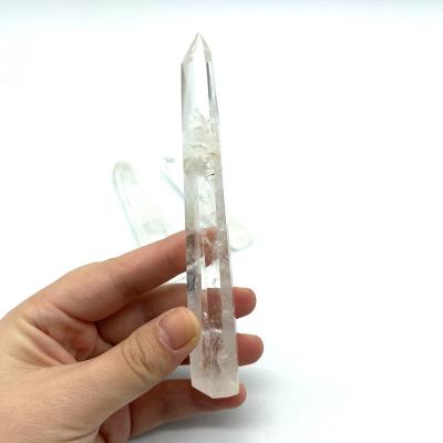 China Crystal Point Polishing Stone Of Europe Decorative Natural Hand Sell Clear Quartz Healing Wand for sale