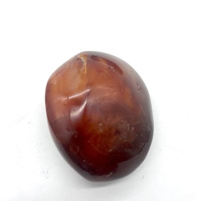 China High Quality Reiki Stone Healing from Europe Crystal Polishing Stone Carnelian Palm for Home Decoration for sale