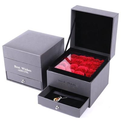 China Hot Sale Fashion Flower Jewelry Organizer Box High Quality ABS Paper Craft Paper Gift Box For Birthday Wenddig for sale