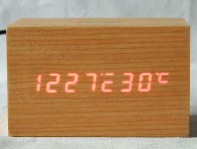 China Digital Jumbo LED Wood Clock Vintage Table Wooden Alarm Clock for sale