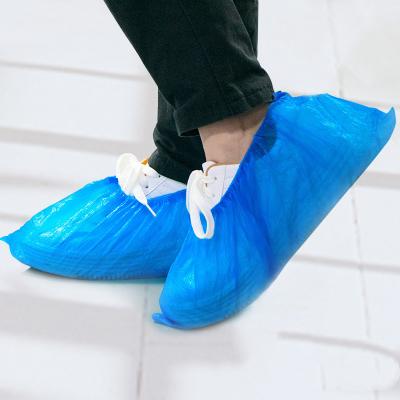 China Stain Stored Wholesale Disposable Shoe Covers CPE Thick Wear-resistant Plastic Waterproof Non-slip Disposable Foot Covers 100 Packs for sale