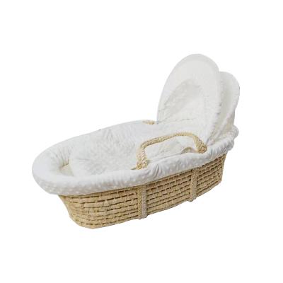 China Moses Basket Bedding Set PORTABLE, Eyelet, White, One-size bedding is 100% cotton with polyester fill and is machine washable. for sale