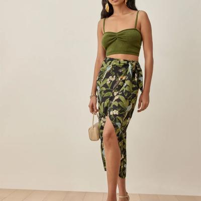 China Breathable Wholesale Green Floral Print Wrap Midi High Slit Skirt for sale